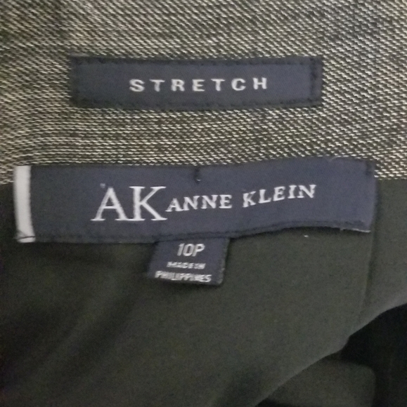 Anne Klein Skirt - Picture 3 of 3